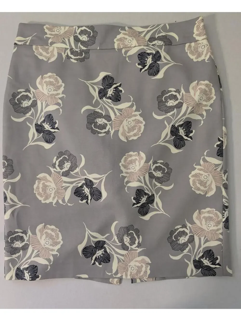 Ann Taylor Classic Preppy Floral Pencil Skirt Size 6